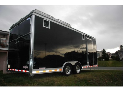 Awesome, full load, like new 2005 MT2024