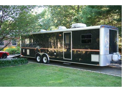 2001 28 Campmaster ,   12 living quart