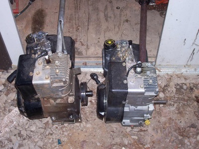 2 Flat Head Engines