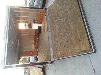 2004 Haulmark Enclosed 2ramps 1 door 
